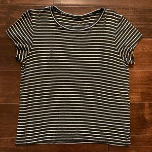 American Eagle Outfitters Women's Soft Black and White Striped Tee Size Large
